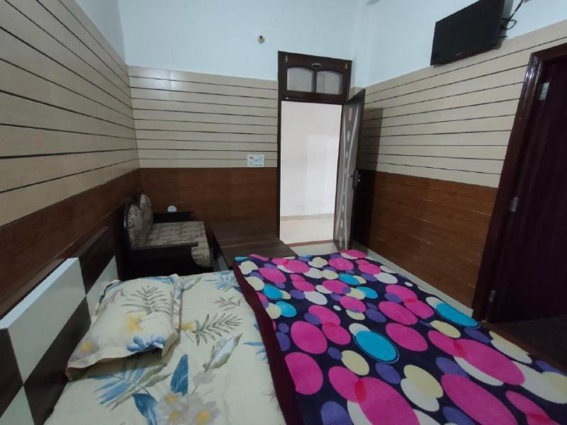 Pathānkot Arjun Guest House מראה חיצוני תמונה