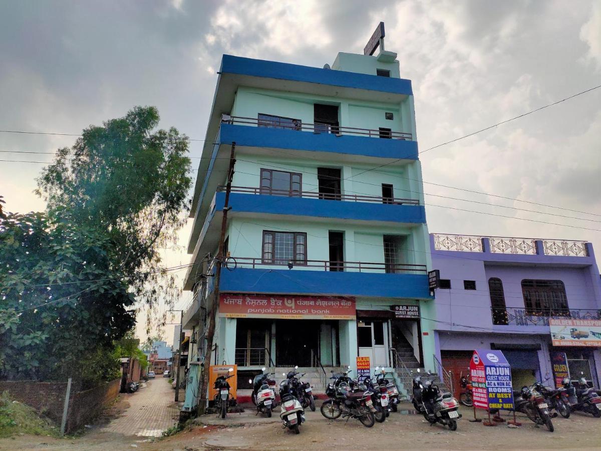 Pathānkot Arjun Guest House מראה חיצוני תמונה