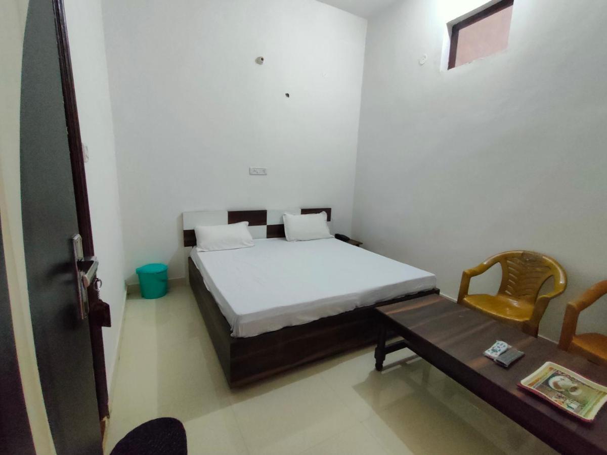 Pathānkot Arjun Guest House מראה חיצוני תמונה
